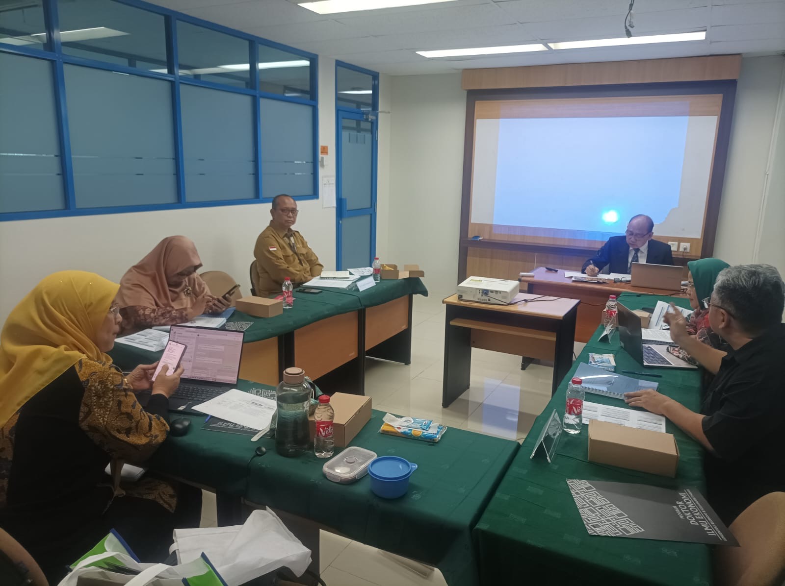 Deddy Effendi Ridwan doktor ekonomi dan keuangan syariah universitas trisakti