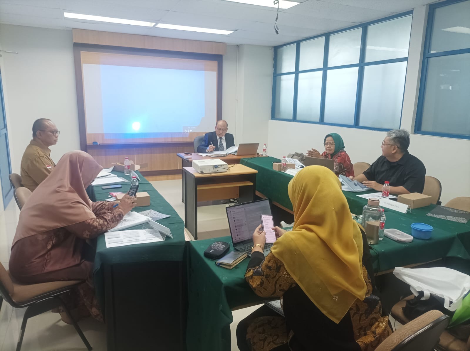Deddy Effendi Ridwan s3 ekonomi dan keuangan syariah universitas trisakti