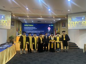 Doktor Ekonomi dan Keuangan Islam Universitas Trisakti