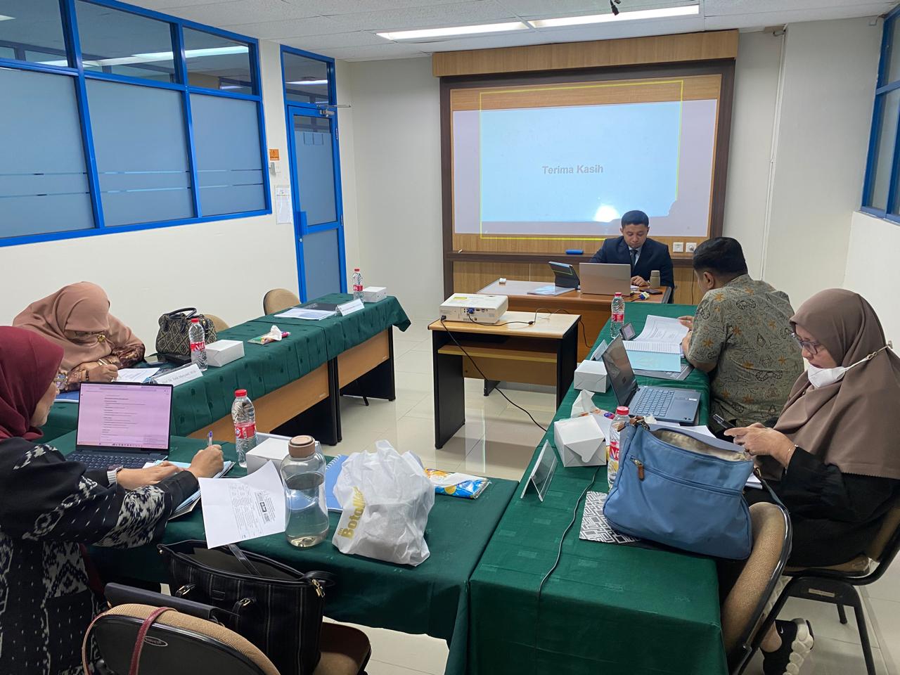 doktor ekonomi dan keuangan syariah trisakti